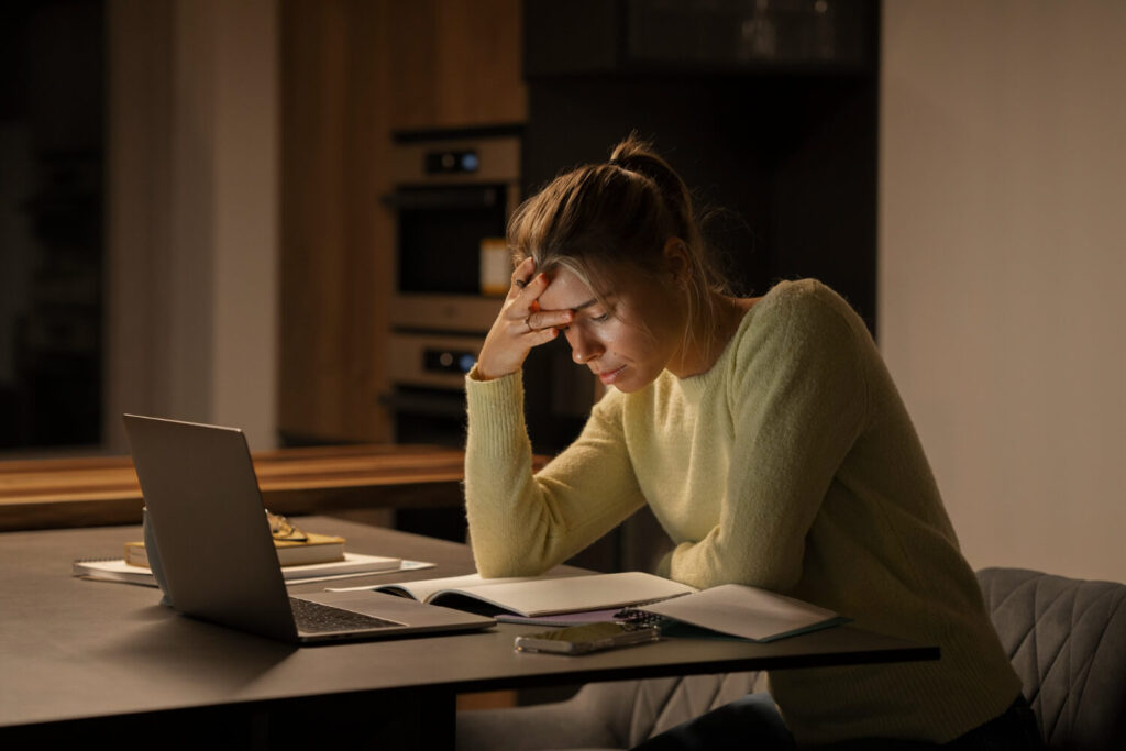 IELTS sınav stresi yaşayan öğrenci